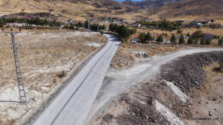 Büyükşehir, Elbistan Kırsalında 11 Kilometrelik Güzergahın Daha Ulaşımını İyileştirdi